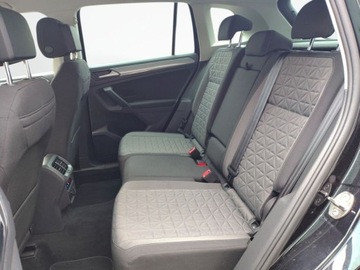 Volkswagen Tiguan II SUV Facelifting 2.0 TDI 150KM 2022 Volkswagen Tiguan Faktura23 ACC Navi Podgrz.Foteletyl IQ LED matrix Model, zdjęcie 10