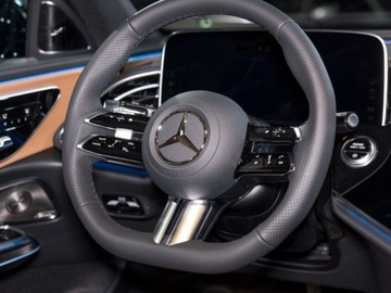 Mercedes Klasa E W214 Sedan 2.0 200 204KM 2025 E Klasa 200 4-Matic AMG 2.0 (204KM) 2025, zdjęcie 7