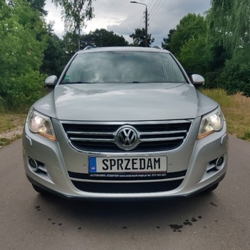 Volkswagen Tiguan I SUV 2.0 TDI CR DPF 140KM 2009 Volkswagen Tiguan 2.0 TDI 4x4 Xenon Android Hak Czujniki Parkowania 2.0, zdjęcie 2