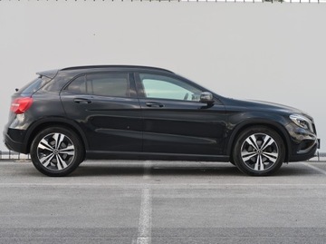 Mercedes GLA I Off-roader 2.1 220 CDI 170KM 2014 Mercedes GLA GLA 220 CDI 4MATIC, 167 KM, 4X4, zdjęcie 5