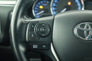 Toyota Corolla XI Sedan 1.6 Valvematic 132KM 2015 Toyota Corolla 1.6 Valvematic, Salon Polska, zdjęcie 19