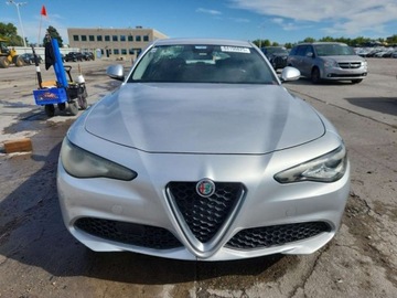 Alfa Romeo Giulia II Sedan 2.0 TBi 280KM 2017 Alfa Romeo Giulia Q4 2017 2.0 Benzyna 280KM, zdjęcie 5
