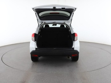 Honda HR-V II SUV 1.5 i-VTEC 130KM 2018 Honda HR-V 1.5 i-VTEC Elegance Nawigacja Tempomat, zdjęcie 18