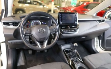 Toyota Corolla XII Sedan 1.6 Valvematic Dual VVT-i 132KM 2019 Toyota Corolla 1.6 Comfort 1.6 Benzyna 132KM, zdjęcie 32