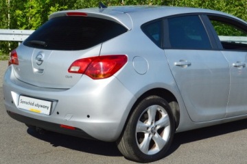 Opel Astra J GTC 1.7 CDTI ECOTEC 110KM 2013 OPEL ASTRA J 1.7 CDTI, zdjęcie 12