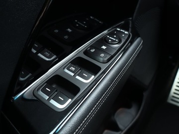 Kia Niro I Crossover 1.6 GDi Hybrid 141KM 2019 Kia Niro Plug-in Hybrid, Automat, Skóra, Navi, zdjęcie 16