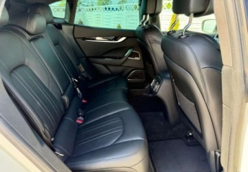 Maserati Levante 3.0 GDI V6 430KM 2019 Maserati Levante Maserati Levante S Q4 3.0 Benzyna 430KM, zdjęcie 21