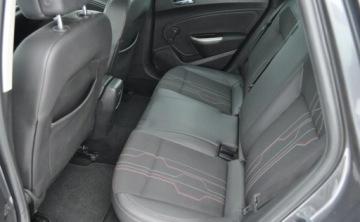 Opel Astra J Sports Tourer 1.4 Turbo ECOTEC 140KM 2012 Opel Astra 1.4 150 JAHRE Benzyna Tempomat Cz. parkowania Klimatyzacja 1.4, zdjęcie 17