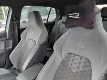 Volkswagen Golf VIII Variant 1.5 eTSI 150KM 2021 Volkswagen Golf Automat R Line Klimatronik LED Harman Kardon 1.5 Benzyna, zdjęcie 13