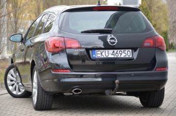 Opel Astra J Sports Tourer 1.4 Turbo ECOTEC 140KM 2012 CZARNA ZAREJESTROWANA 1.4T 140KM COSMO SERWIS NAVI SKÓRA GRZ.FOTELE, zdjęcie 4