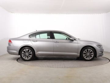 Volkswagen Passat B8 Limousine 1.4 TSI BlueMotion Technology ACT 150KM 2018 VW Passat 1.4 TSI, Salon Polska, Navi, Klima, zdjęcie 5