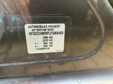 Peugeot 208 I Hatchback 5d Facelifting 1.2 PureTech 82KM 2018 Peugeot 208 1.2 Benzyna-Klimatronic, zdjęcie 17