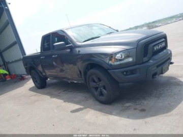  RAM 1500 2020 RAM 1500 CLASSIC WARLOCK 4X4 64 BOX 3.6 Benzyna 305KM, zdjęcie 4