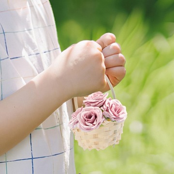 МАЛЕНЬКАЯ МИНИ-КОРЗИНКА ИЗ РОТАНГА