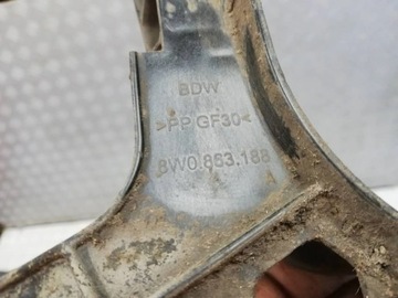 AUDI A5 8W KRYT LESK PRAVÁ 8W0863188A
