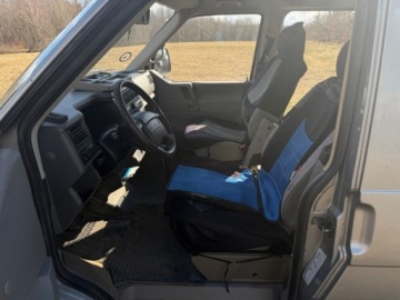 Volkswagen Caravelle T4 1998 Volkswagen Caravelle Syncro 4x4 klima grzane fotele 280 tys km 2.4 diesel, zdjęcie 16