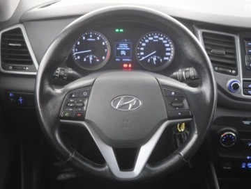 Hyundai Tucson III SUV 1.6 GDI 132KM 2015 Hyundai Tucson 1.6 GDI, Klima, Parktronic, zdjęcie 14