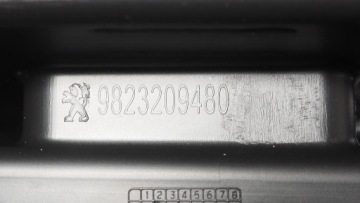 9823209480, Peugeot 208 II stoßstangenführung links heck 9823209480 | thumb 1