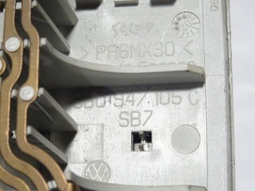 LAMPA OSVĚTLENÍ KABINY PŘEDNÍ SEAT IBIZA III 3