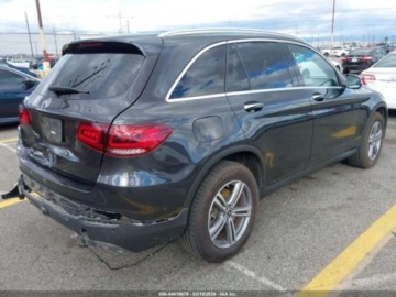 Mercedes GLC C254/X254 2022 Mercedes-Benz GLC 300 SUV 2022 2.0 Benzyna 255KM, zdjęcie 5
