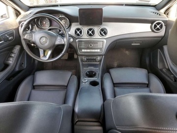 Mercedes GLA I 2018 Mercedes-Benz GLA 2018 MERCEDES-BENZ GLA 250 2.0 Benzyna 208KM, zdjęcie 10