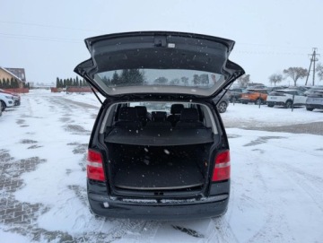 Volkswagen Touran I 1.6 102KM 2004 Volkswagen Touran Navi Alu Tempomat Serwis Gwarancja 1.6 BenzynaLPG 102KM, zdjęcie 31