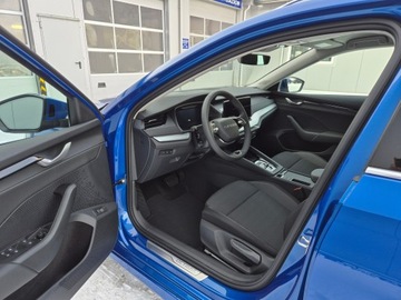 Skoda Octavia IV Liftback 1.5 TSI EVO 150KM 2025 Skoda Octavia Edition 130 1.5 TSI DSG Auto z placu, zdjęcie 9