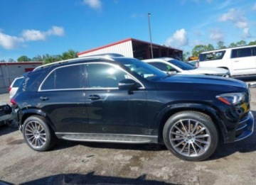 Mercedes GLE V167 2022 Mercedes-Benz GLE 2022, 3.0L, 4x4, od ubezpieczalni 3.0 Benzyna 362KM, zdjęcie 2