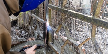 ПЕТЛЯ ПОВОРОТНАЯ С ШАРИКОВОЙ FI 20 ДЛЯ КАЛИТКИ ПЕТЛИ ПОВЕРНУТЫЕ ПОД СВАРКУ