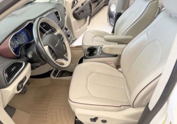 Chrysler Pacifica II 3.6 V6 291KM 2020 Chrysler Pacifica 3.6 V6 BENZ 291 KM 7 osobowy 2020r Warszawa 3.6 291KM, zdjęcie 6