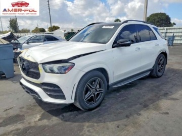 Mercedes GLE V167 2022 Mercedes-Benz GLE 350 4Matic 2022 2.0 Benzyna 255KM