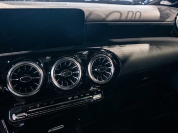 Mercedes Klasa A W177/V177 Hatchback AMG Facelifting 2.0 A35 306KM 2025 MERCEDES-BENZ A Klasa 35 AMG 4-Matic 2.0 (306KM) 2025, zdjęcie 10