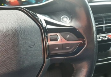 Peugeot 2008 II SUV 1.2 PureTech 130KM 2020 Peugeot 2008 Allure Full LED Kamera Bezwypadkowy GetHelp 1.2, zdjęcie 20