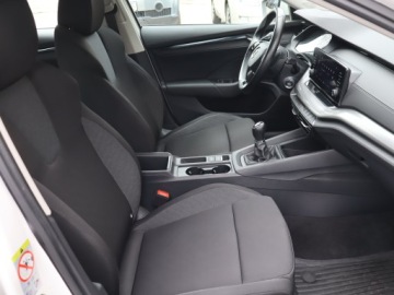 Skoda Octavia IV Liftback 1.0 TSI EVO 110KM 2021 Skoda Octavia 1.0 TSI, Salon Polska, Klima, zdjęcie 8