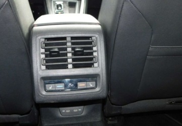 Volkswagen Golf VIII GTI 2.0 TSI 245KM 2021 Volkswagen Golf GTI 2.0TSI 245KM z Gwarancja Model 2022r 2.0 Benzyna 245KM, zdjęcie 10