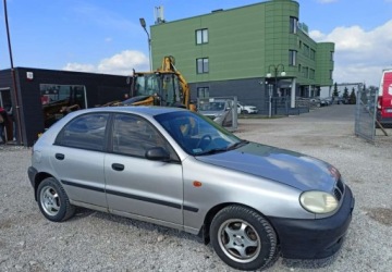 Daewoo Lanos Sedan 1.5 i 16V 100KM 2001 Daewoo Lanos Daewoo Lanos 1.5 Benzyna 100KM, zdjęcie 5