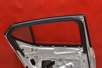 DVEŘE LEVÉ ZADNÍ Z176 OPEL ASTRA 5 V K 5D HB 15-20