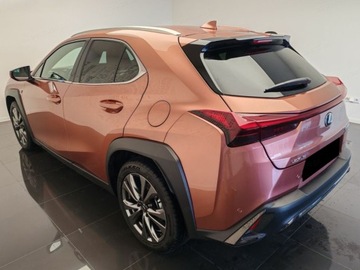 Lexus UX Crossover Facelifting 2.0 300h 199KM 2025 Od ręki - 300h F Sport 2.0 Hybrid Dynamic Force 199KM | Podgrzewane fotele!, zdjęcie 4