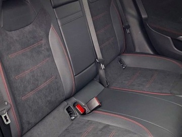 Mercedes CLA C118/X118 Coupe Facelifting 1.3 200 163KM 2025 MERCEDES-BENZ CLA 200 AMG Line Sedan 1.3 (163KM) 2025, zdjęcie 10