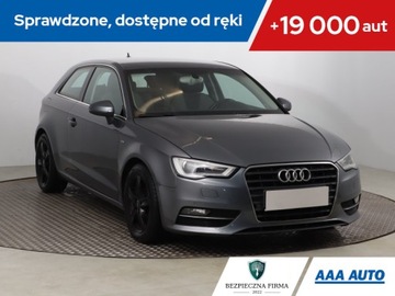 Audi A3 8V Hatchback 3d 2.0 TDI 150KM 2012 Audi A3 2.0 TDI, Navi, Xenon, Bi-Xenon, Klima