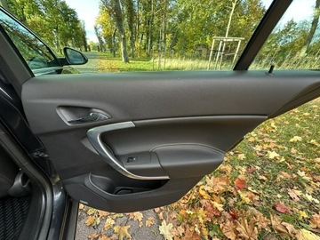 Opel Insignia I Sports Tourer 2.0 CDTI BiTurbo ECOTEC 195KM 2013 Opel Insignia OPC COSMO 2.0 BiTurbo 195KM Navi Alu, zdjęcie 30