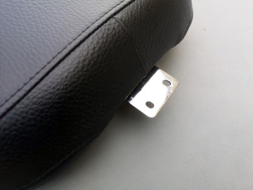 ПЕРЕДНЕЕ ВОДИТЕЛЬСКОЕ СИДЕНЬЕ SUZUKI VL 800 C50 INTRUDER C800