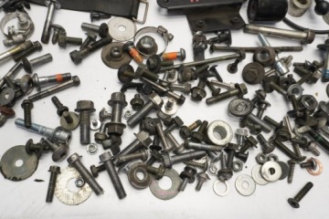 SUZUKI DL 650 V-STROM 04-11 БОЛТЫ ВИНТЫ