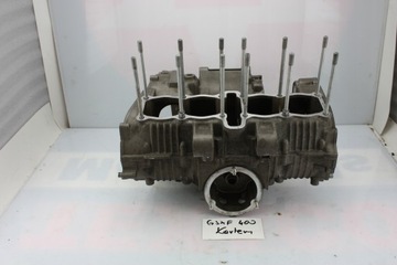 Картеры блока цилиндров двигателя Suzuki GSF 400 Bandit в сборе.