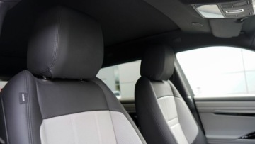 Land Rover Range Rover Evoque II SUV Hybrid 1.5 P300e 309KM 2022 Land Rover Range Rover Evoque Land Rover Range Rover Evoque Dynamic SE R-D, zdjęcie 13