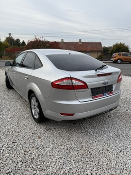 Ford Mondeo IV Hatchback 2.0 Duratorq TDCi DPF 140KM 2008 FORD MONDEO 2.0 TDCI Stan Perfekcyjny Klimatronik odpalanie bez kluczykow, zdjęcie 13