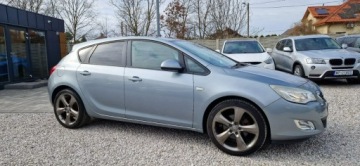 Opel Astra J Hatchback 5d 1.7 CDTI ECOTEC 110KM 2010 Opel Astra Jeden Właściciel Zarejestrowany 1.7, zdjęcie 13