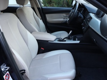 BMW Seria 3 F30-F31-F34 Touring 2.0 320i 184KM 2014 BMW 3 320 i xDrive, Salon Polska, Serwis ASO, zdjęcie 8