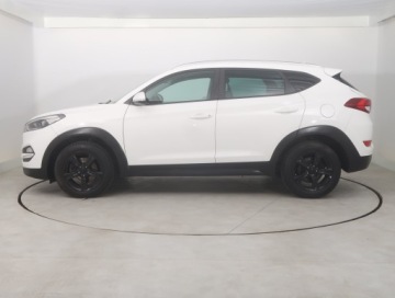 Hyundai Tucson III SUV 1.7 CRDi 141KM 2017 Hyundai Tucson 1.7 CRDi, Serwis ASO, Automat, zdjęcie 2
