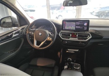 BMW X4 G02 2023 BMW X4 Salon bazwypadkowy Systemy asystujace 2.0 Hybryda 184KM, zdjęcie 9
